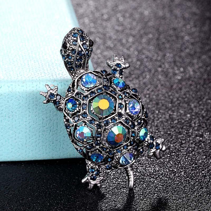 Turtle Crystal Pin